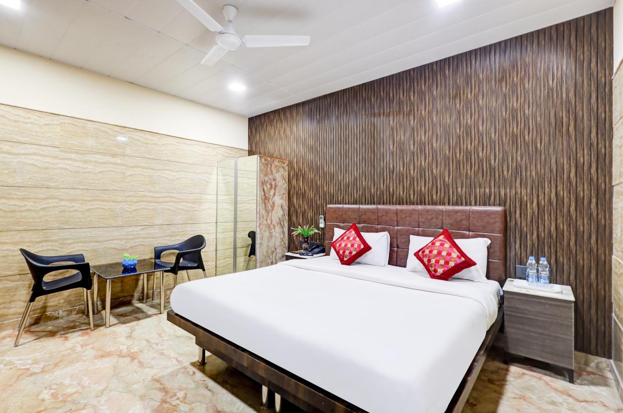 Hotel Singh Palace Delhi  Eksteriør bilde